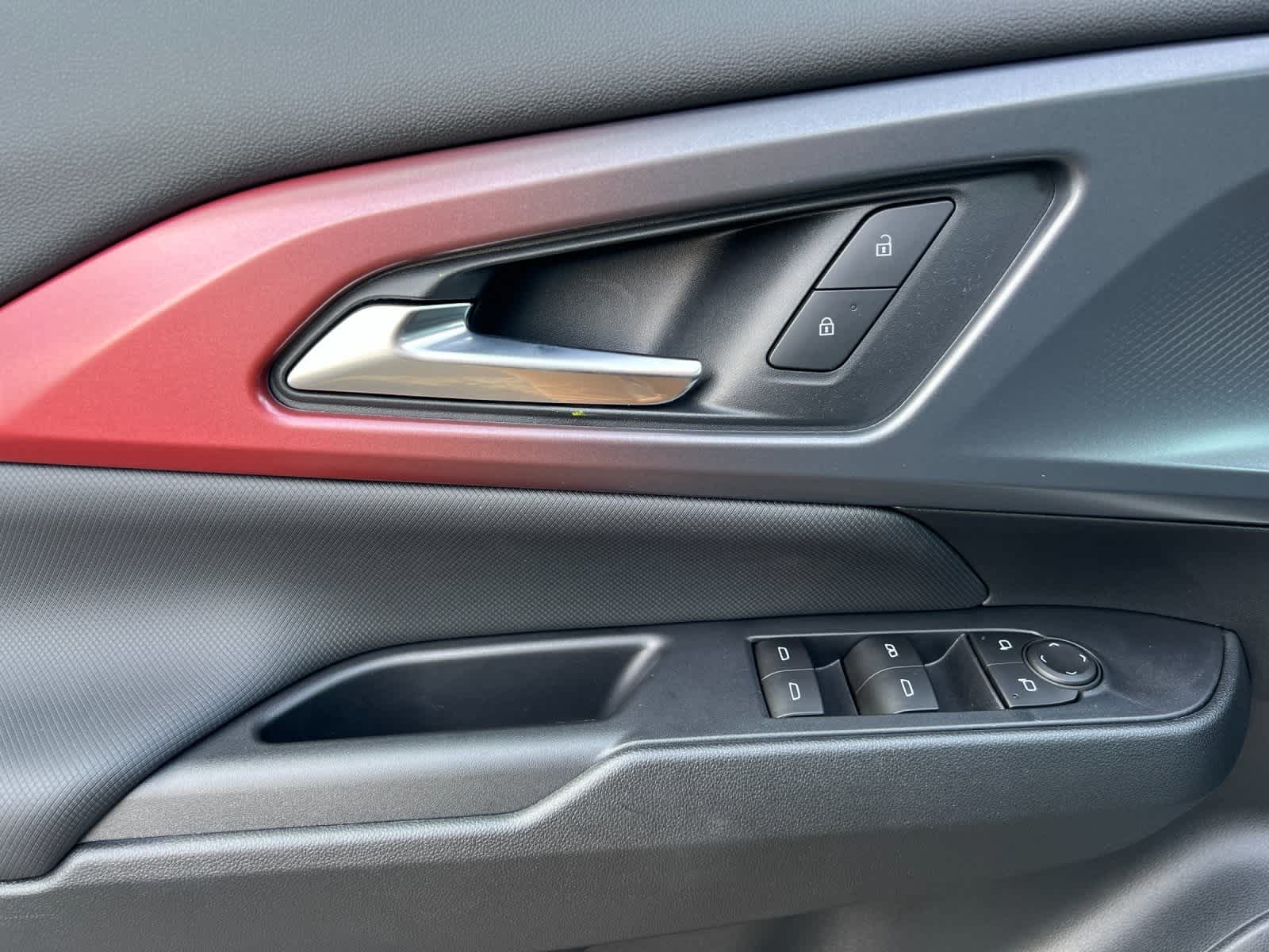 Thumbnail: 2026 Chevrolet Equinox - 12