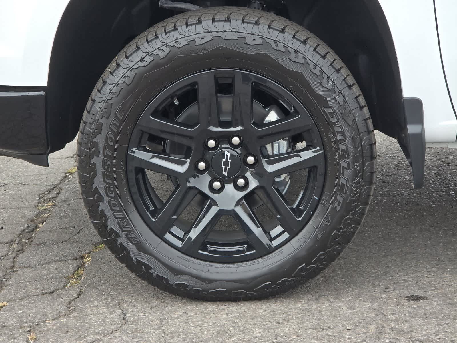 Thumbnail: 2026 Chevrolet Silverado 1500 - 25