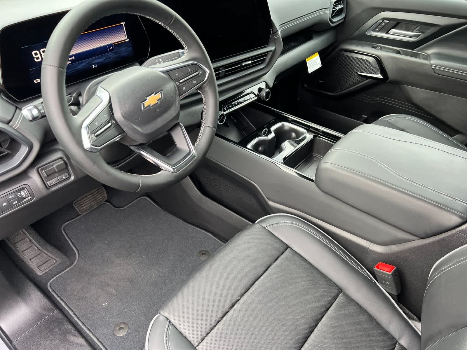 Thumbnail: 2026 Chevrolet Silverado EV - 11