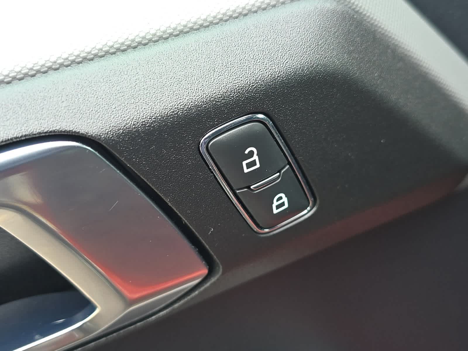 Thumbnail: 2022 Ford Bronco - 13