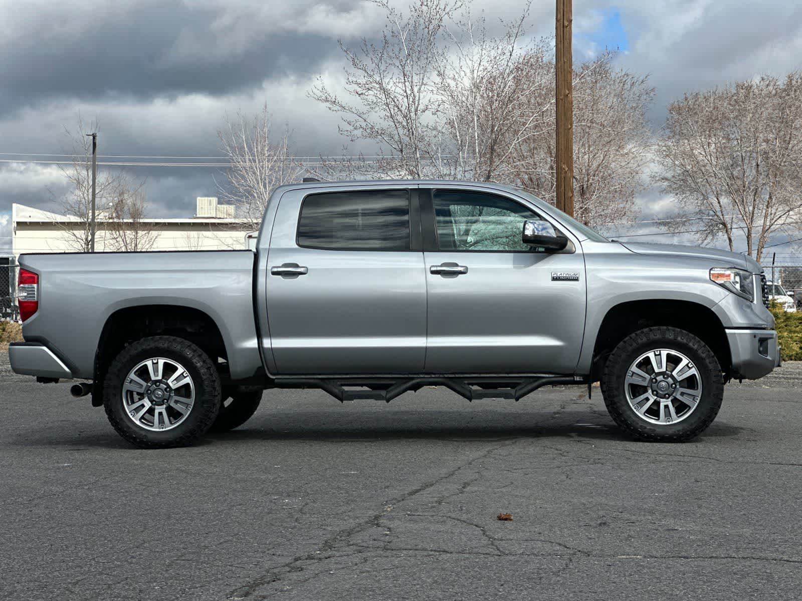 Thumbnail: 2020 Toyota Tundra - 8