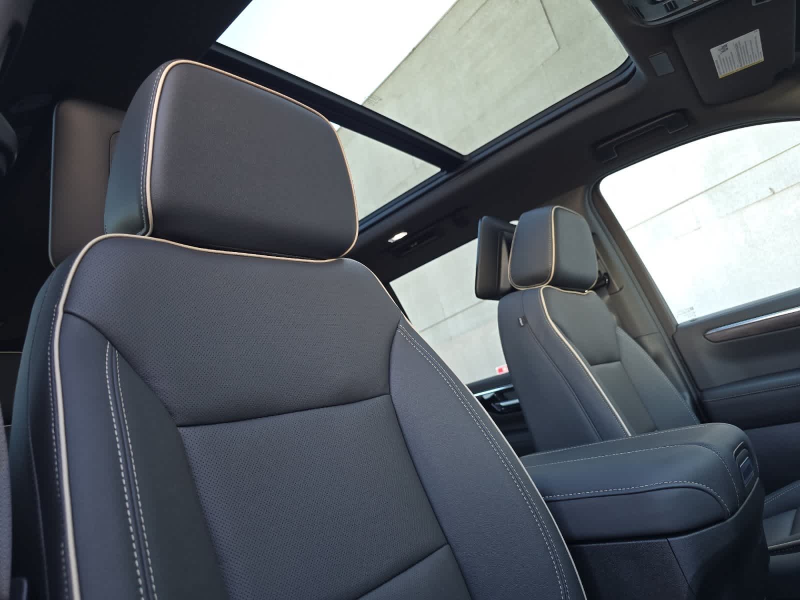 Thumbnail: 2026 Chevrolet Tahoe - 18