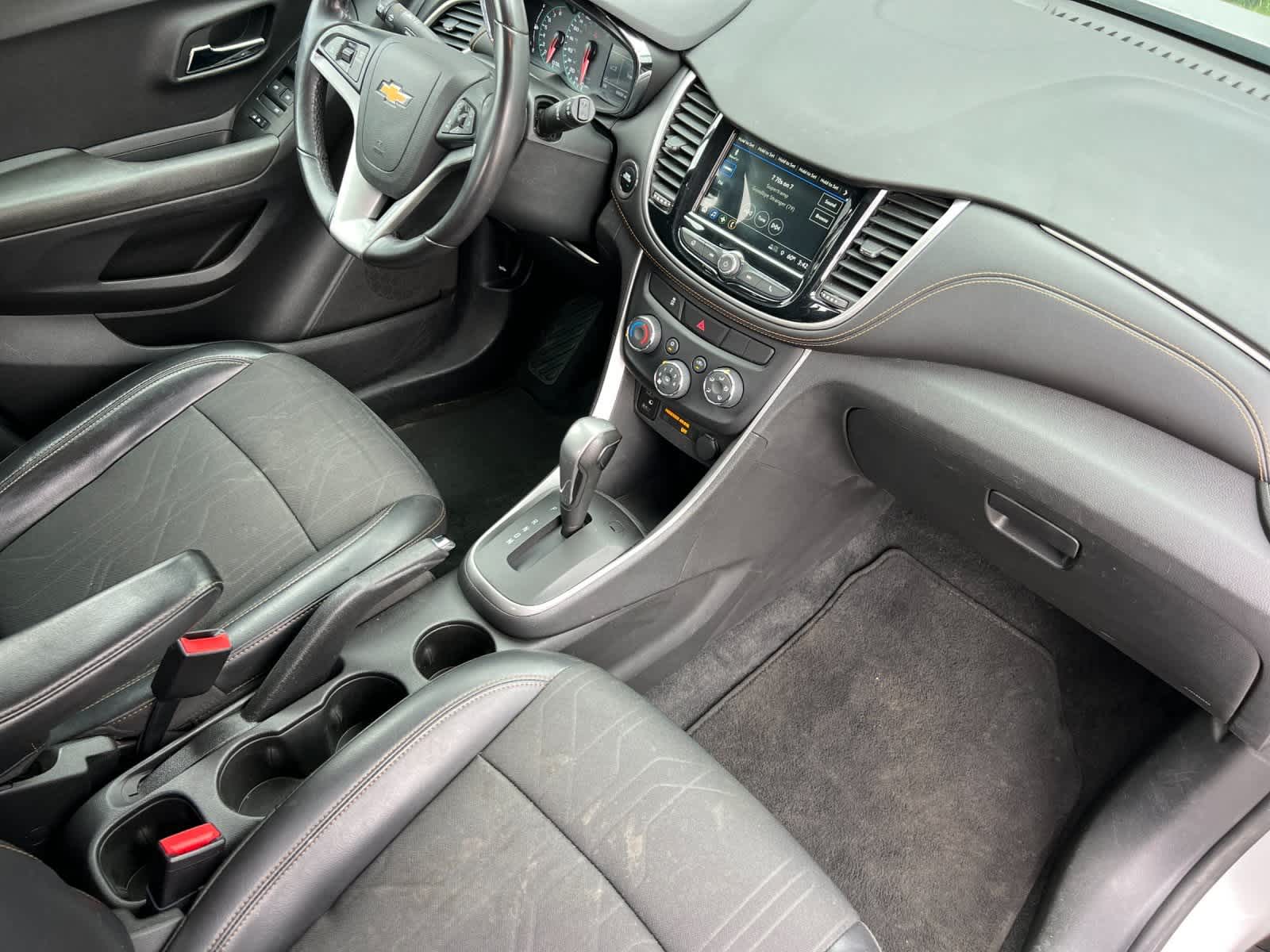 Thumbnail: 2019 Chevrolet Trax - 16