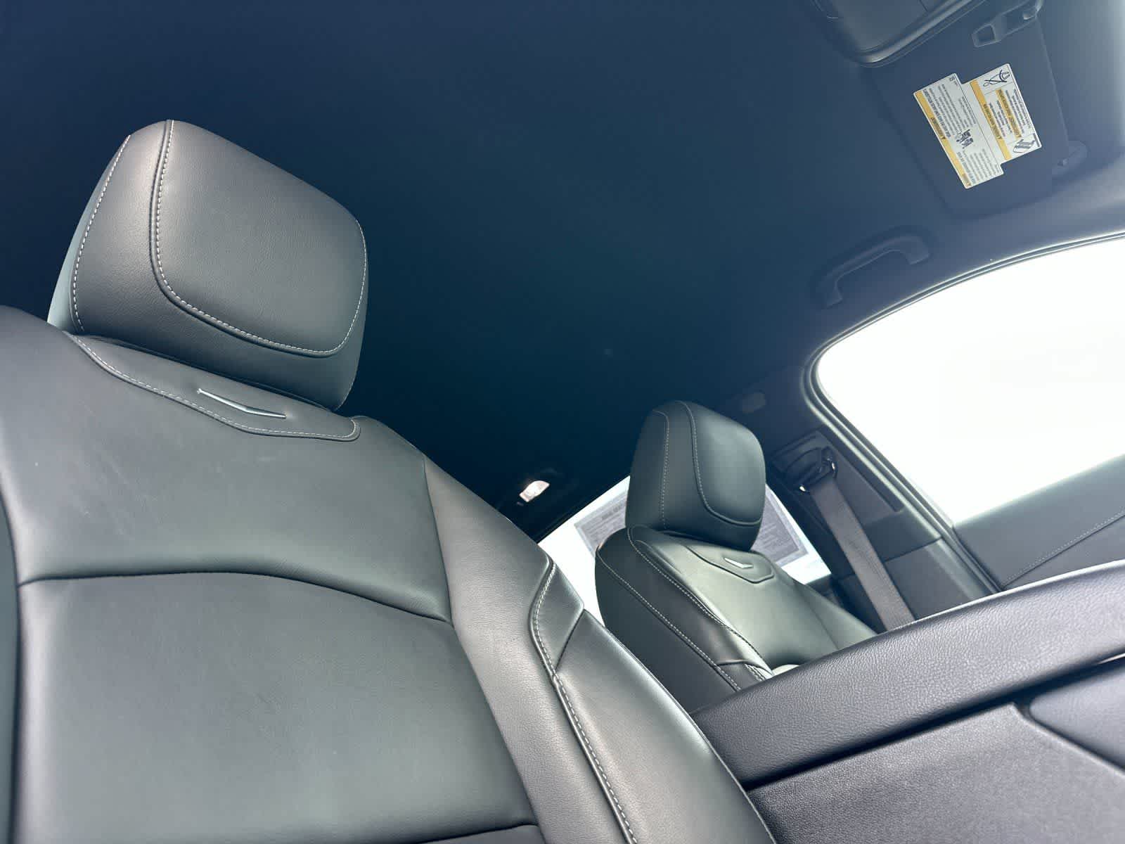 Thumbnail: 2025 Cadillac XT4 - 17