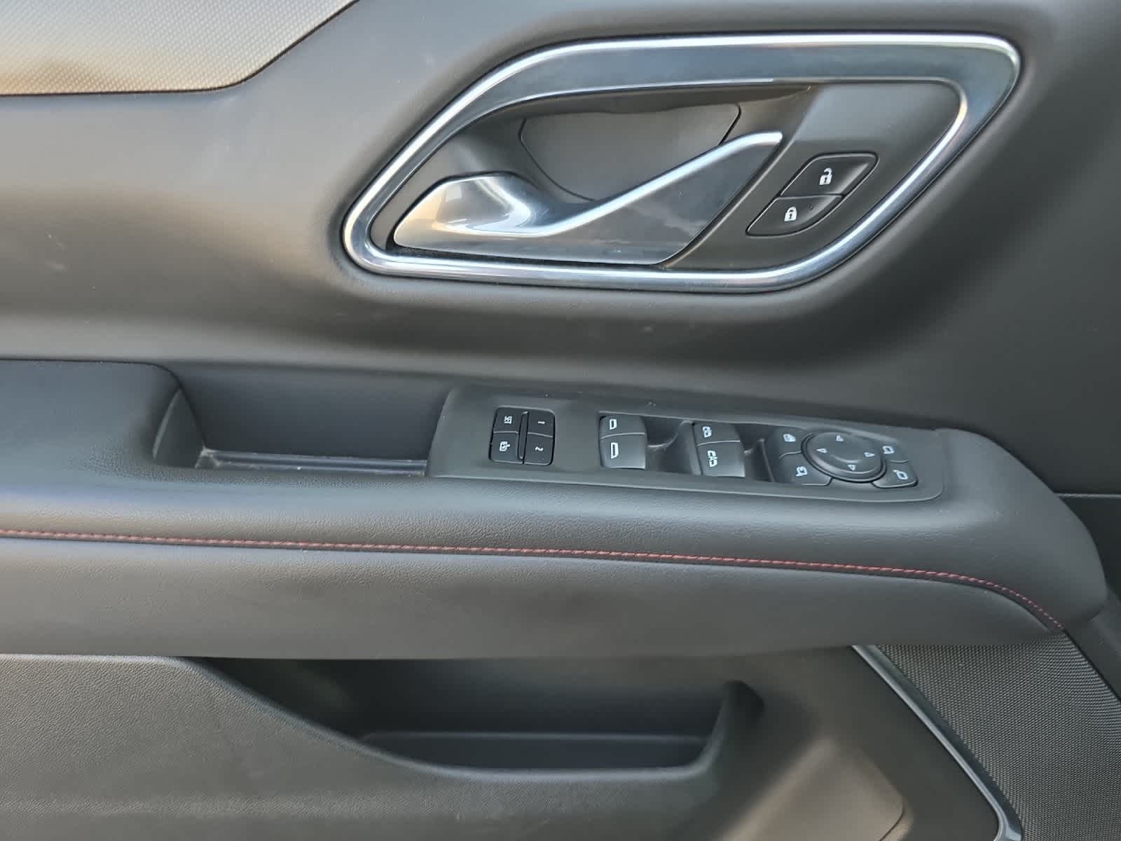 Thumbnail: 2022 Chevrolet Tahoe - 12