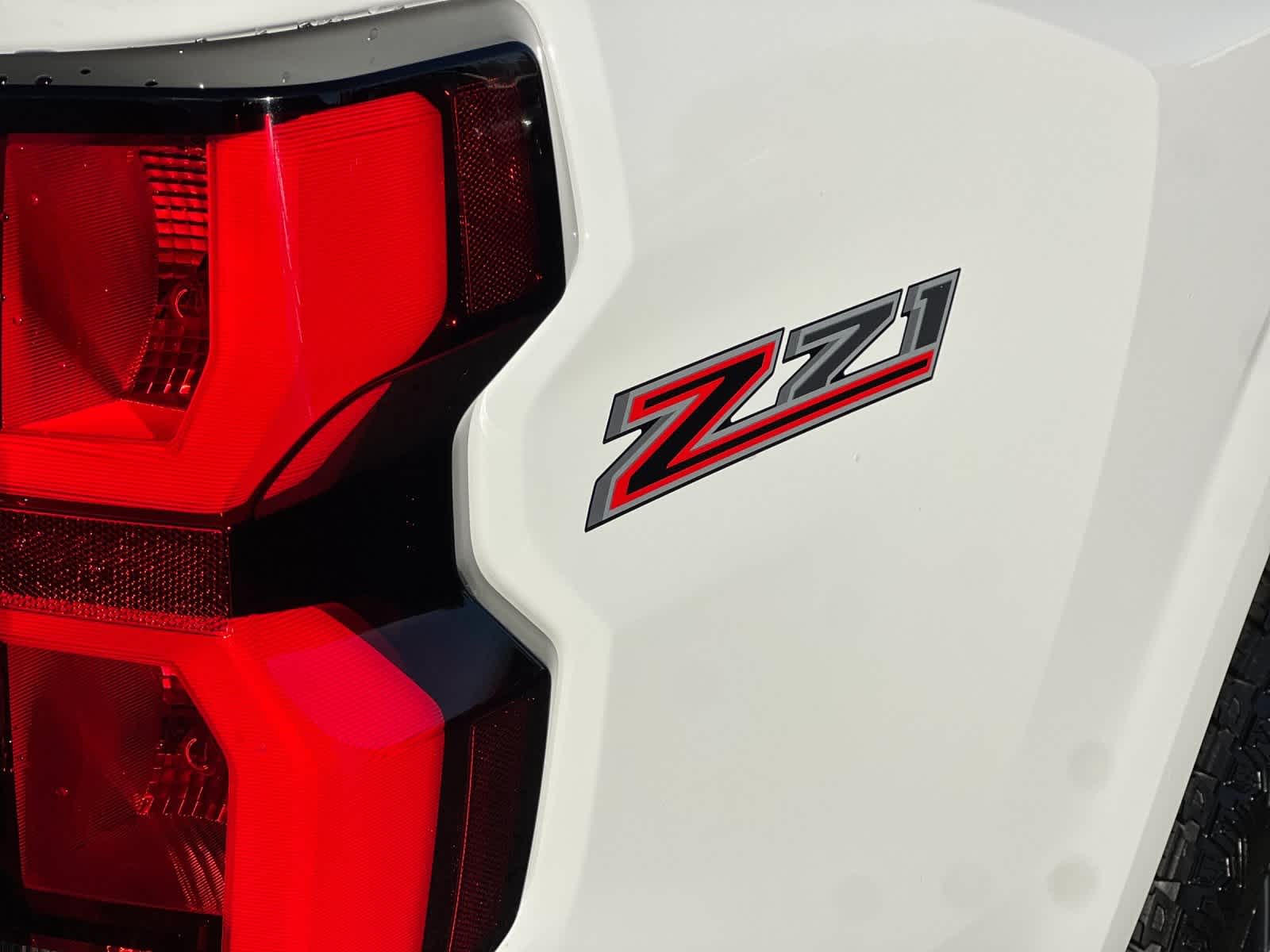 Thumbnail: 2026 Chevrolet Colorado - 25