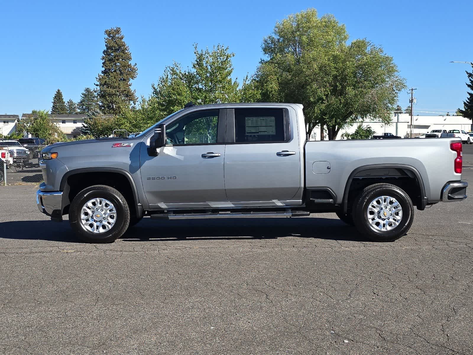 Thumbnail: 2025 Chevrolet Silverado 2500 - 5