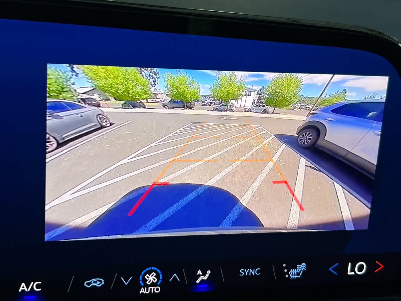 Thumbnail: 2025 Chevrolet Traverse - 21