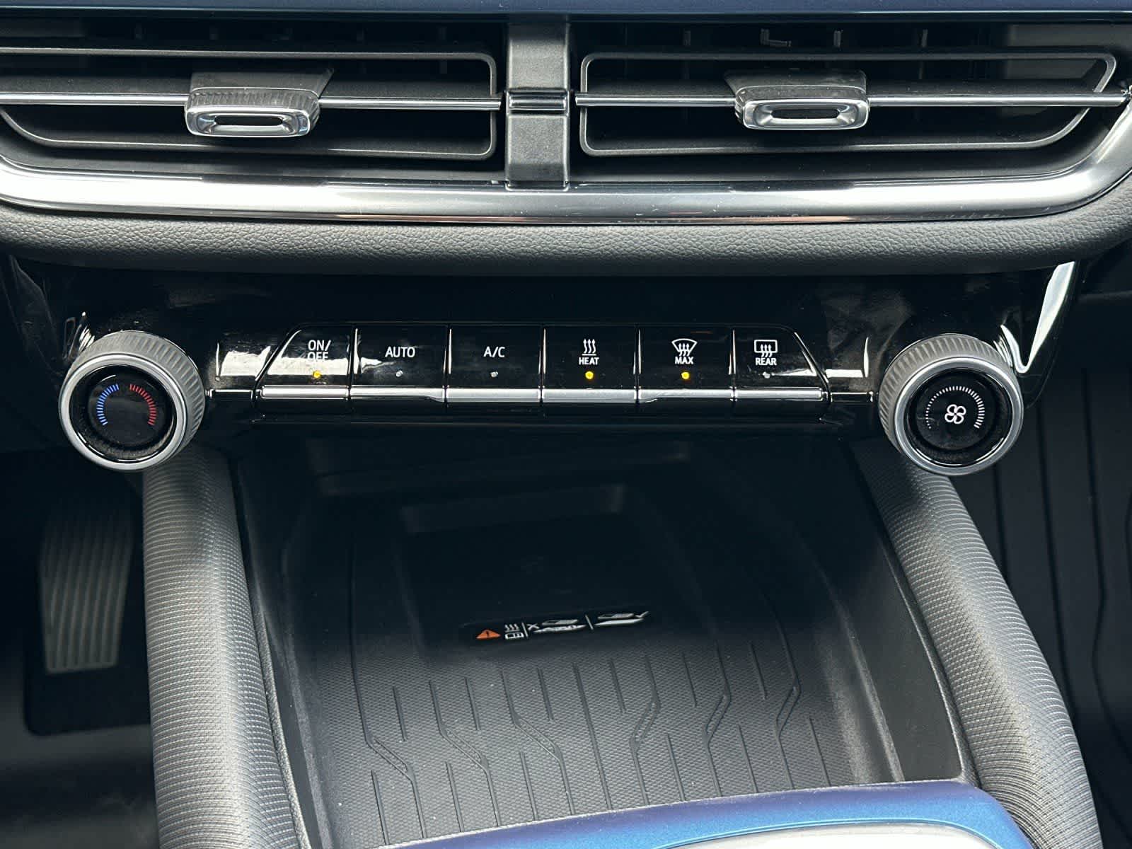 Thumbnail: 2026 Chevrolet Equinox - 21