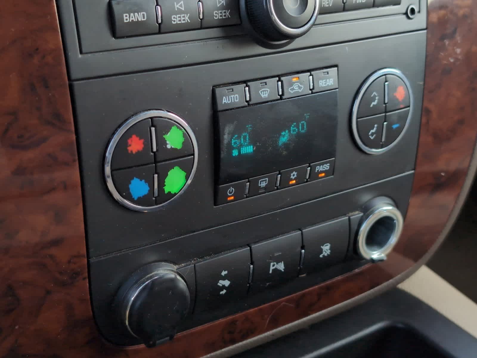 Thumbnail: 2011 Chevrolet Tahoe - 22