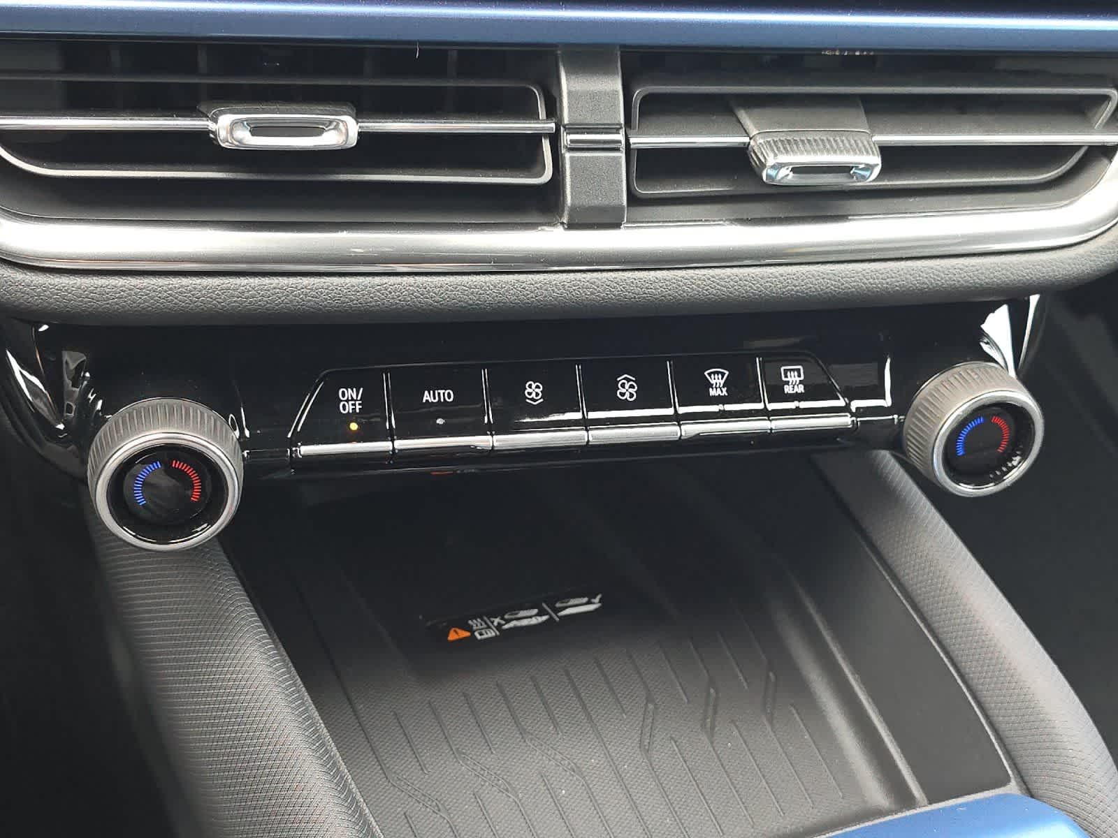 Thumbnail: 2026 Chevrolet Equinox - 21