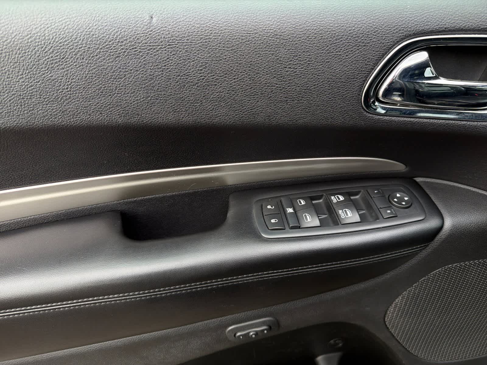 Thumbnail: 2017 Dodge Durango - 12