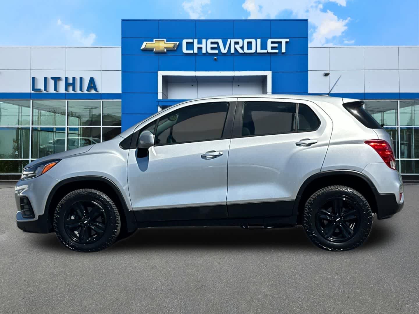 Thumbnail: 2018 Chevrolet Trax - 5