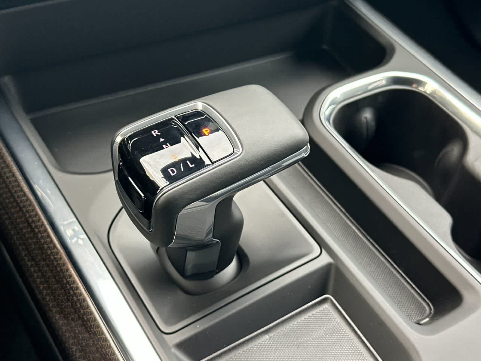 Thumbnail: 2026 Chevrolet Silverado 1500 - 21