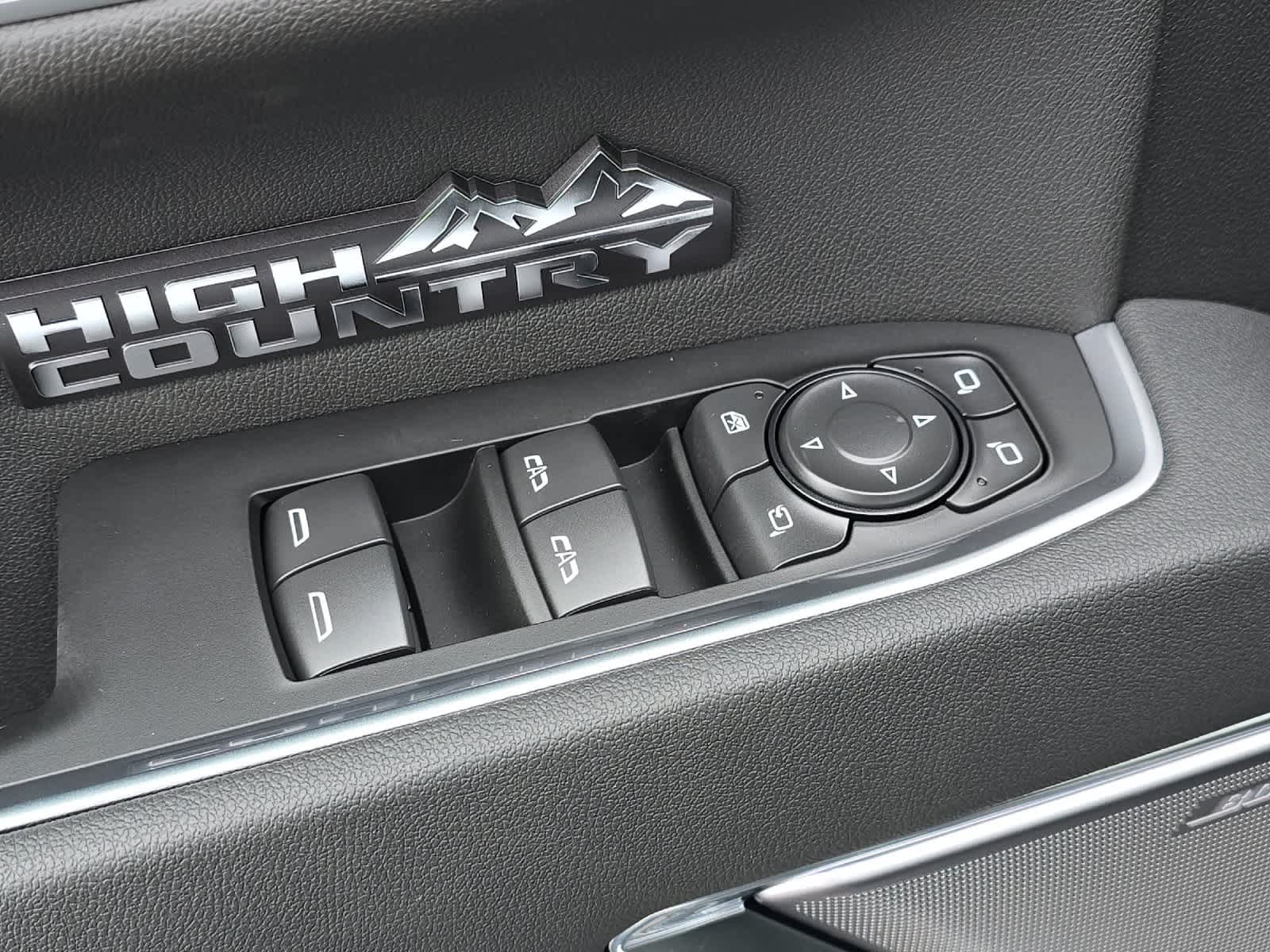 Thumbnail: 2026 Chevrolet Silverado 1500 - 13