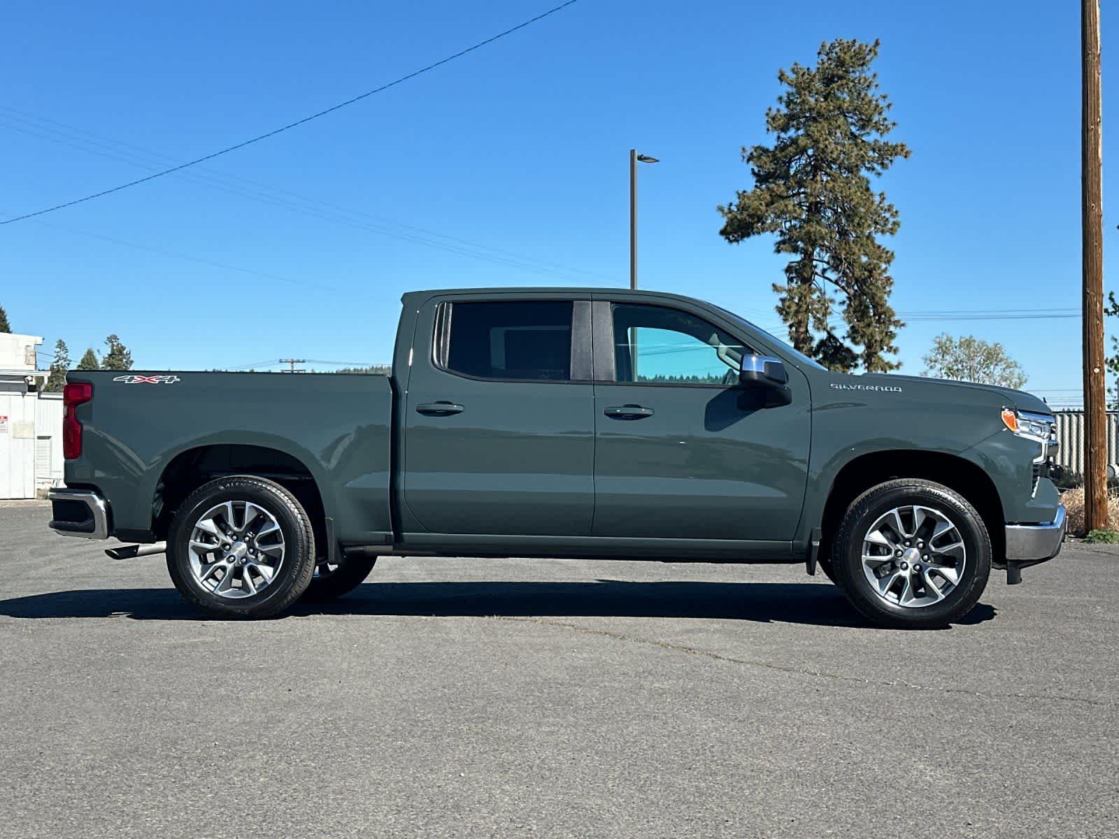 Thumbnail: 2026 Chevrolet Silverado 1500 - 8