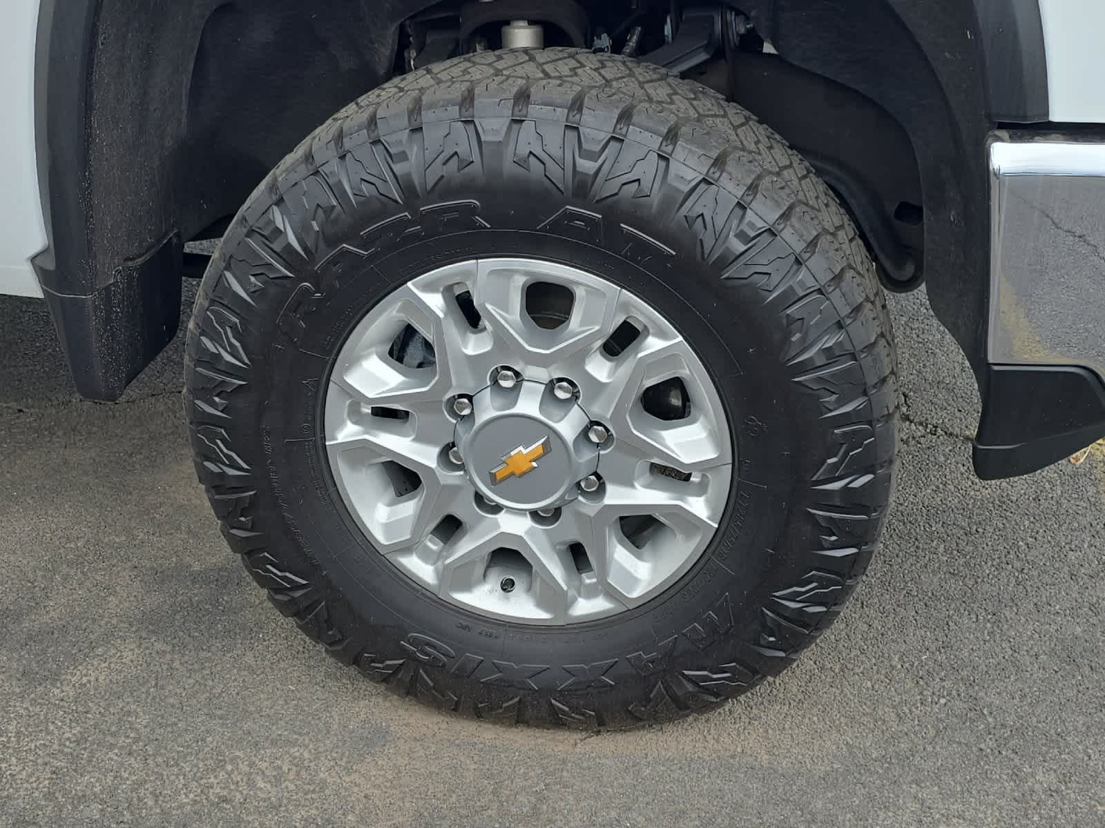 Thumbnail: 2024 Chevrolet Silverado 3500 - 7