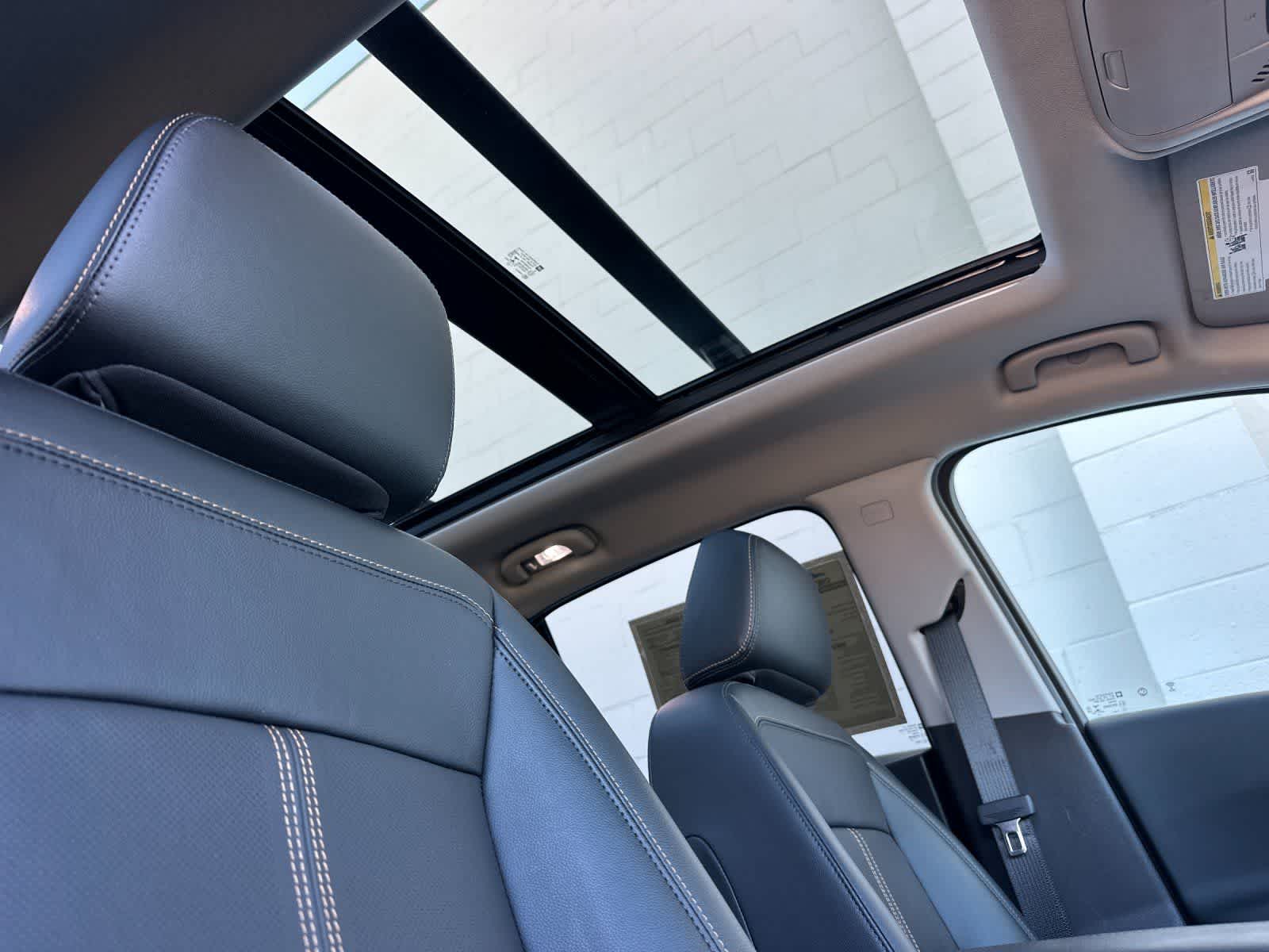 Thumbnail: 2022 Chevrolet Equinox - 17