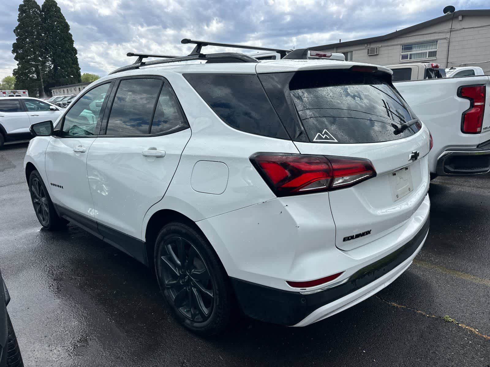 Thumbnail: 2023 Chevrolet Equinox - 5