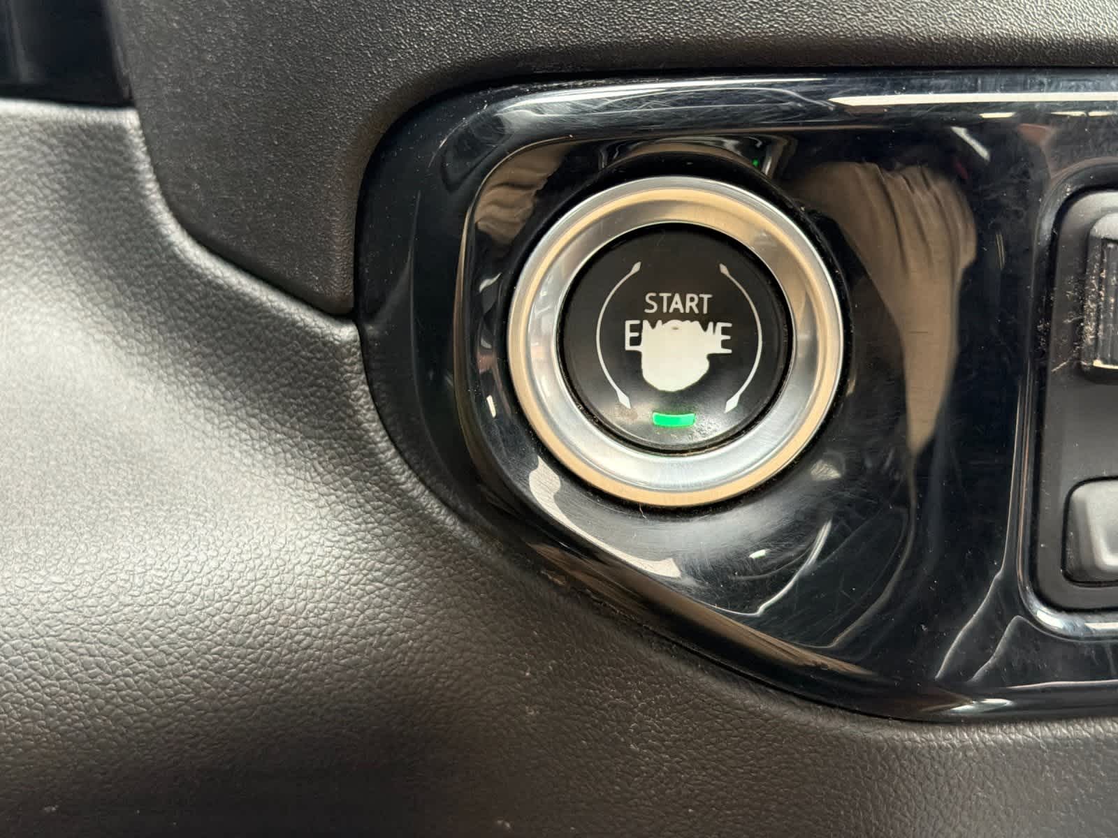 Thumbnail: 2024 Chevrolet Silverado 2500 - 21