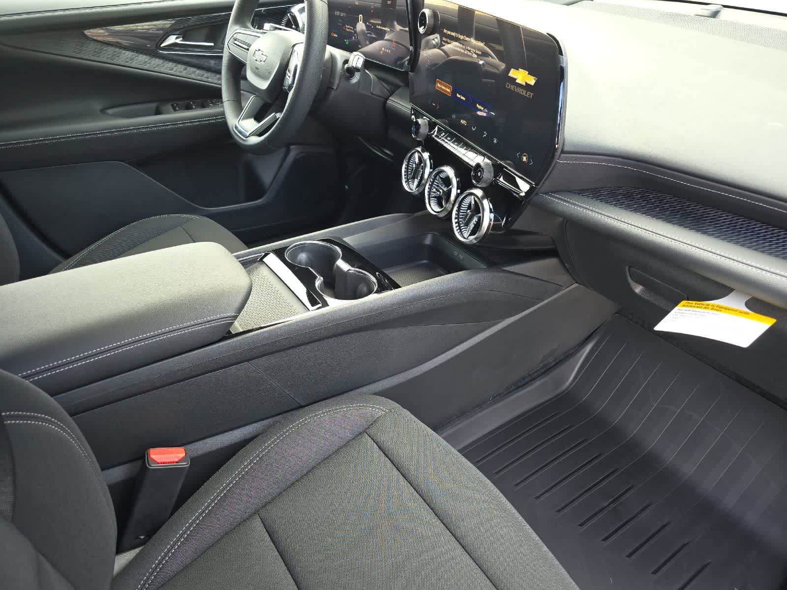 Thumbnail: 2026 Chevrolet Blazer EV - 16