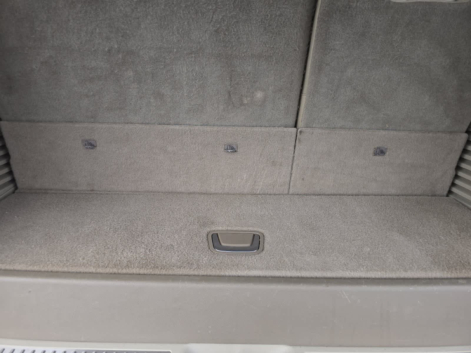 Thumbnail: 2015 Cadillac Escalade - 17