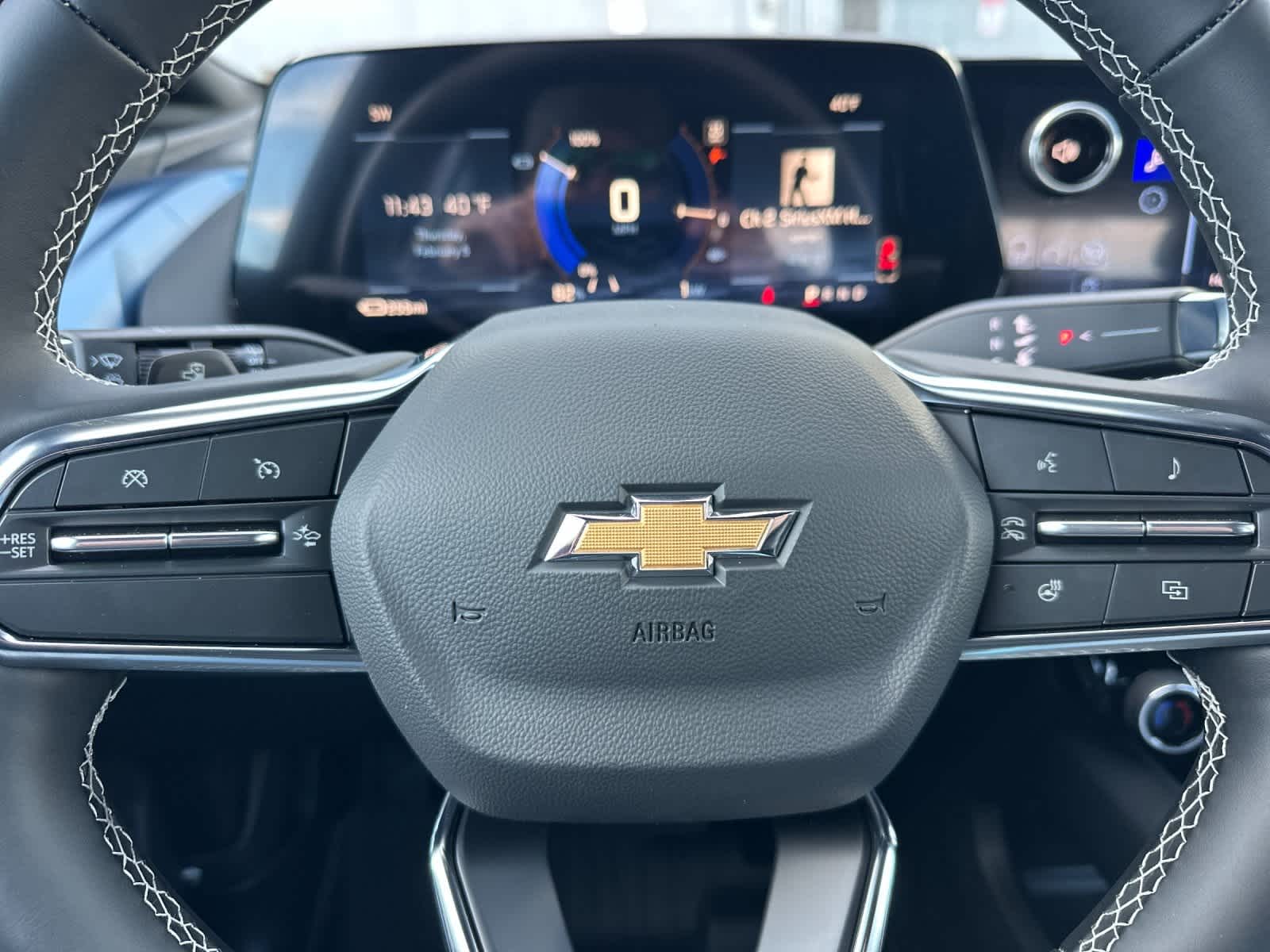 Thumbnail: 2026 Chevrolet Equinox - 23