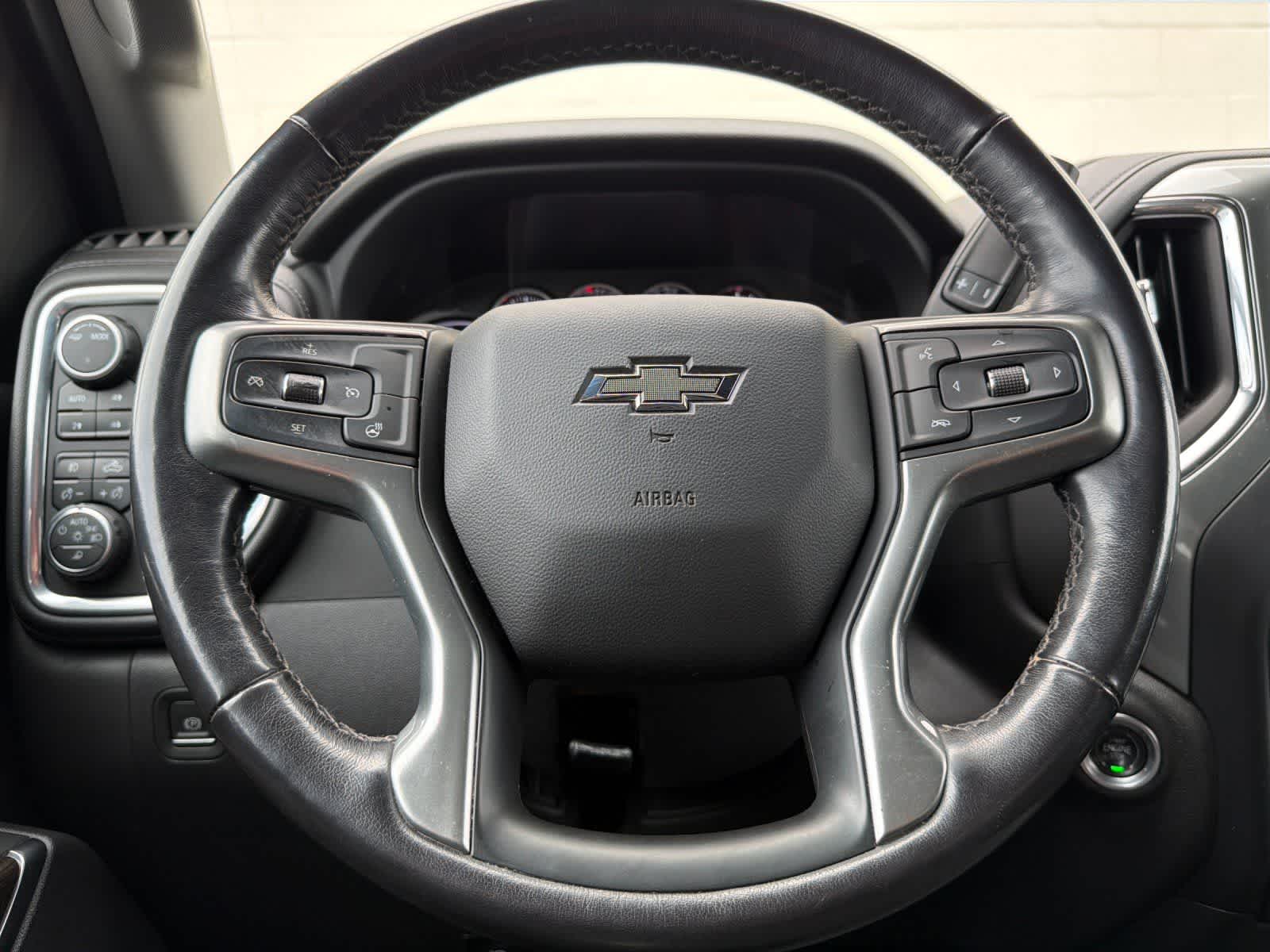 Thumbnail: 2022 Chevrolet Silverado 1500 - 22