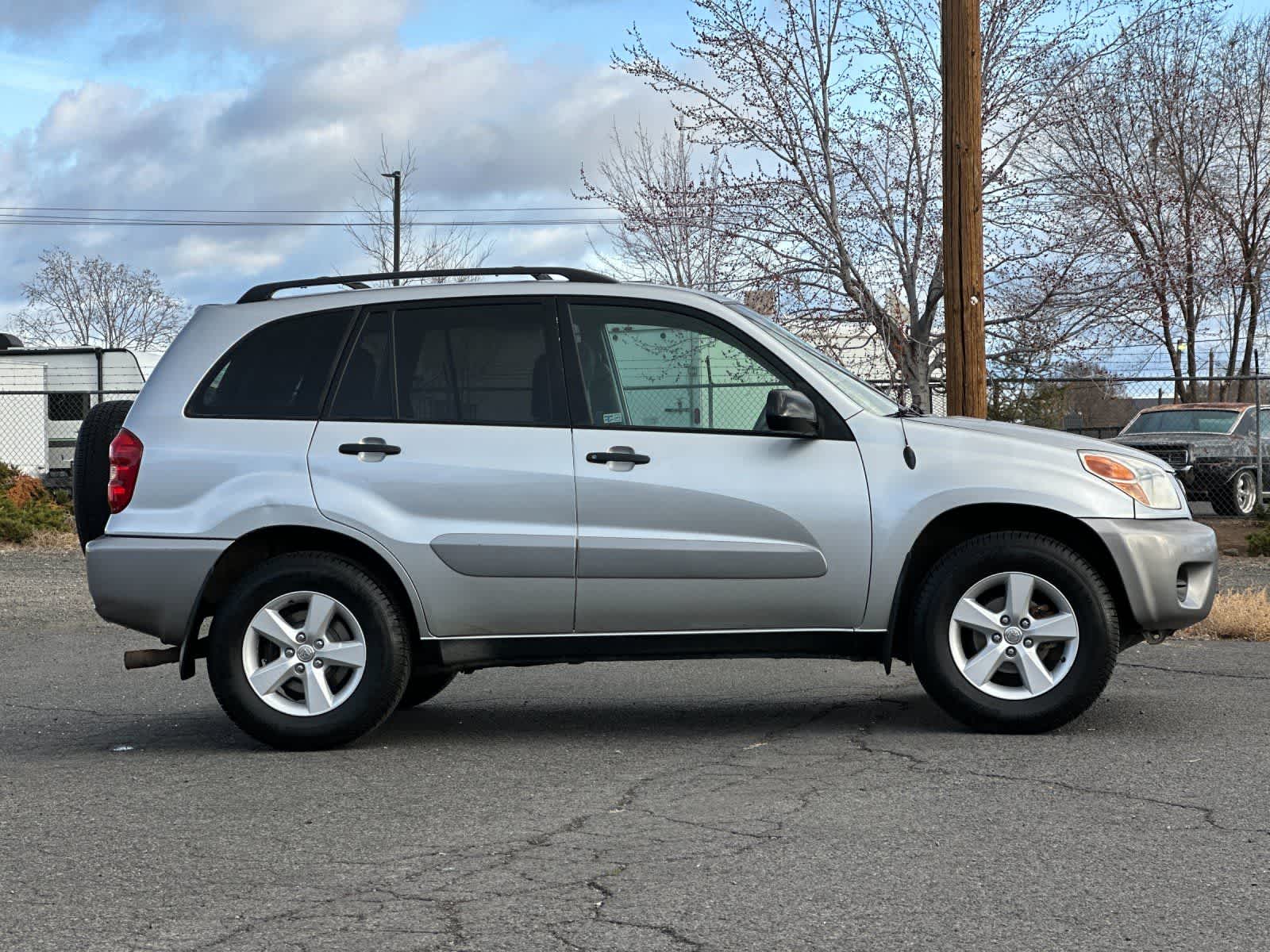 Thumbnail: 2005 Toyota RAV4 - 8