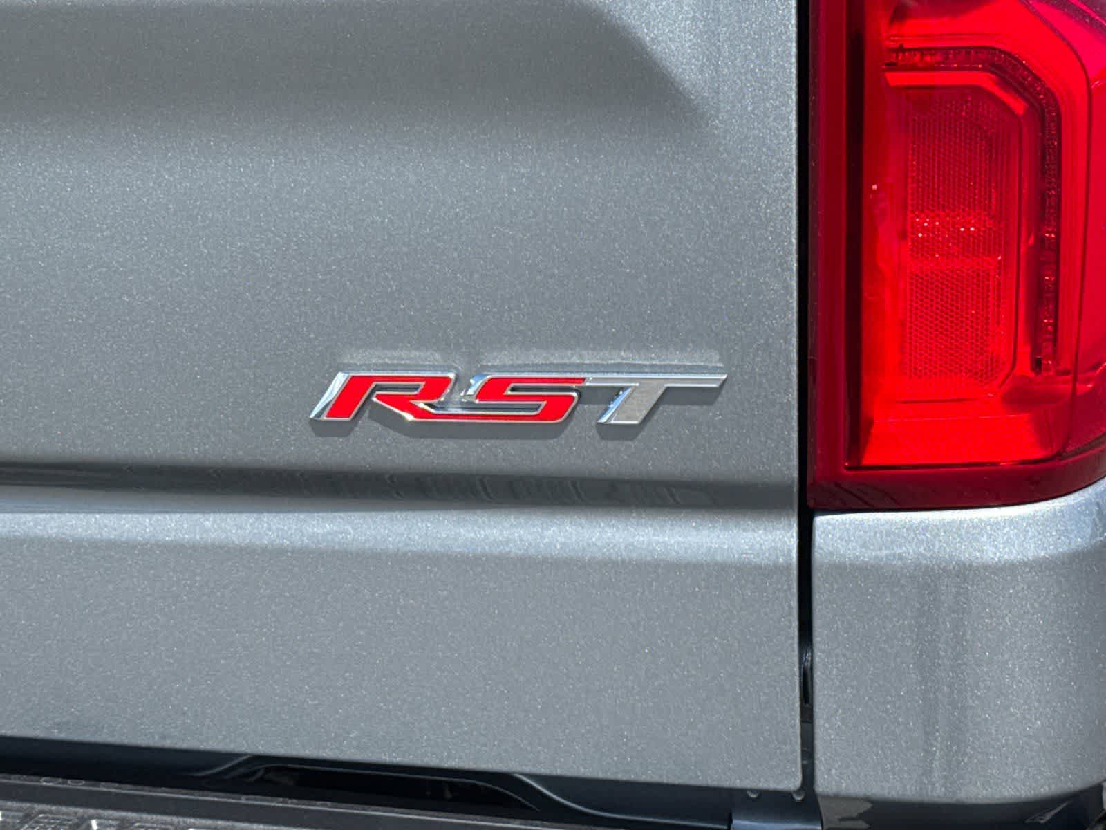 Thumbnail: 2026 Chevrolet Silverado 1500 - 27