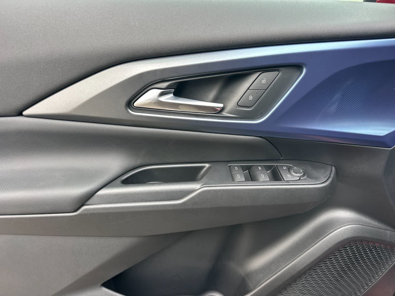 Thumbnail: 2026 Chevrolet Equinox - 12