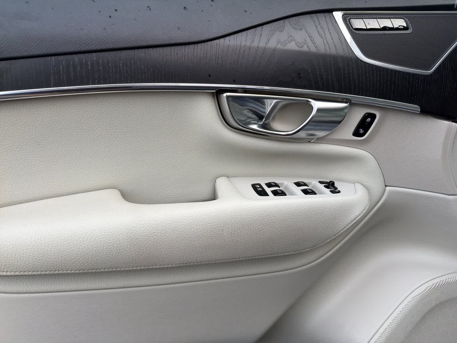 Thumbnail: 2020 Volvo XC90 - 12