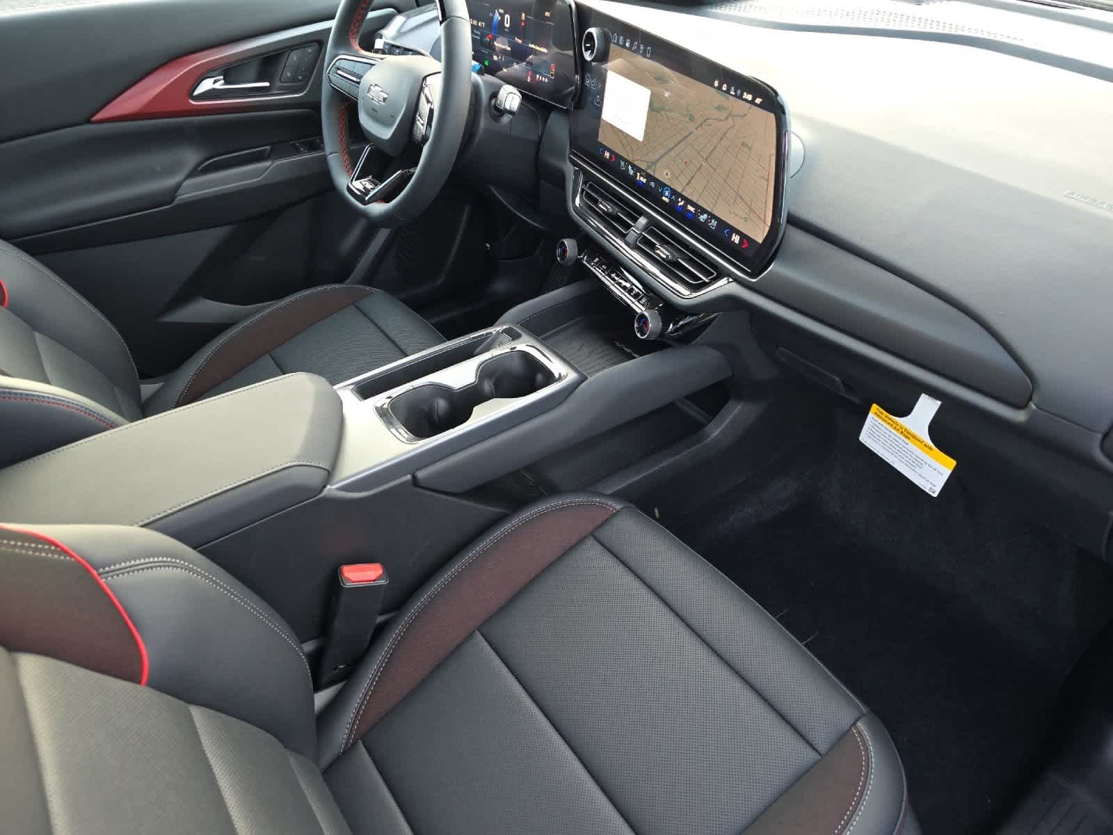 Thumbnail: 2026 Chevrolet Equinox - 16