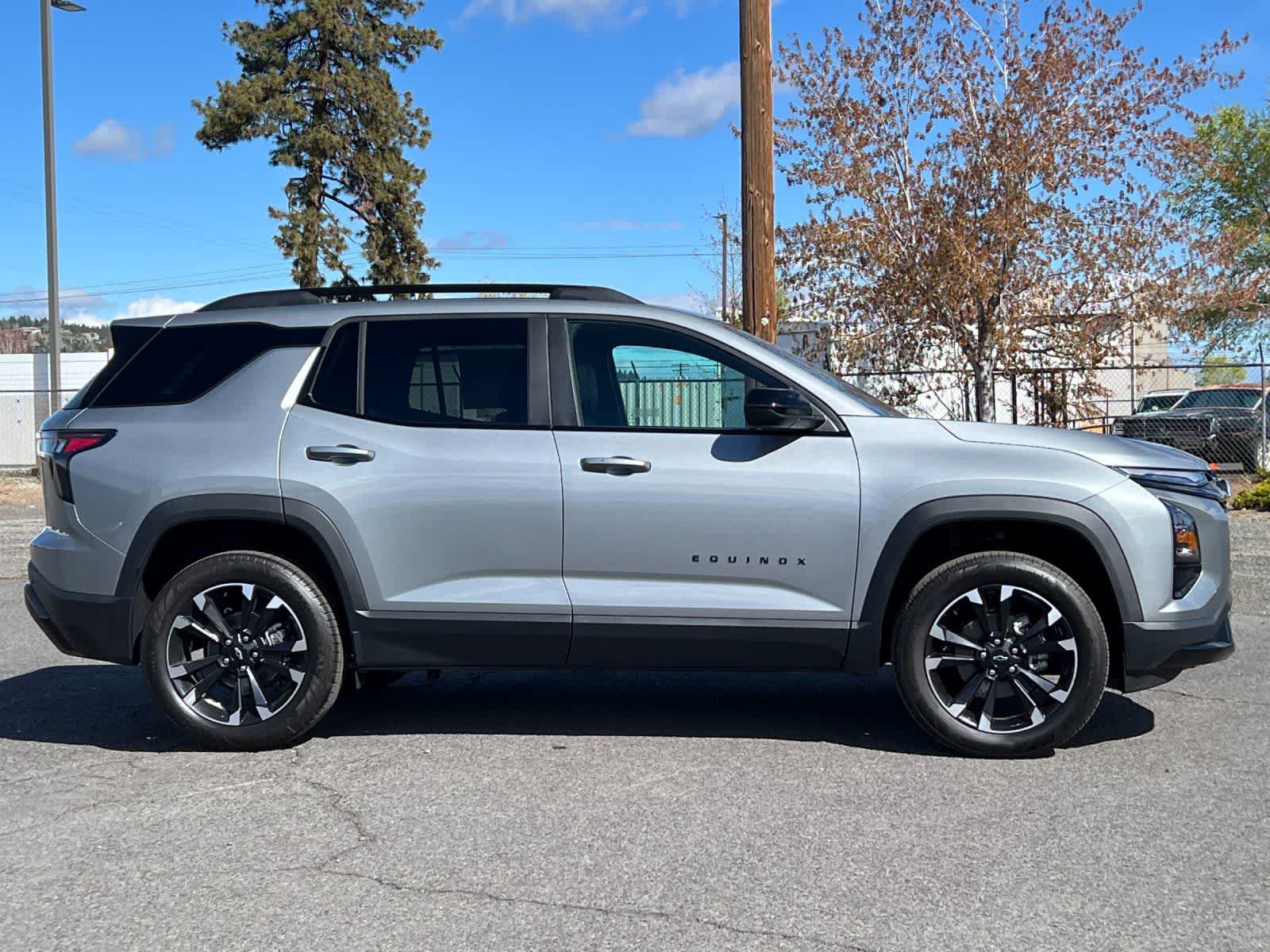 Thumbnail: 2026 Chevrolet Equinox - 8