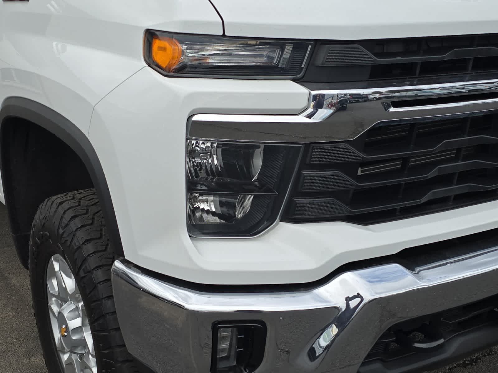 Thumbnail: 2024 Chevrolet Silverado 3500 - 11