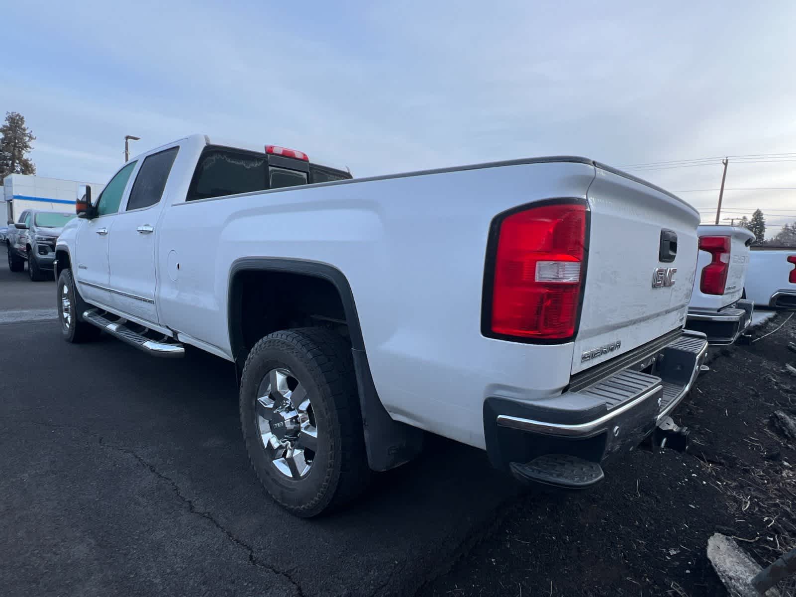 Thumbnail: 2019 GMC Sierra 3500 - 3
