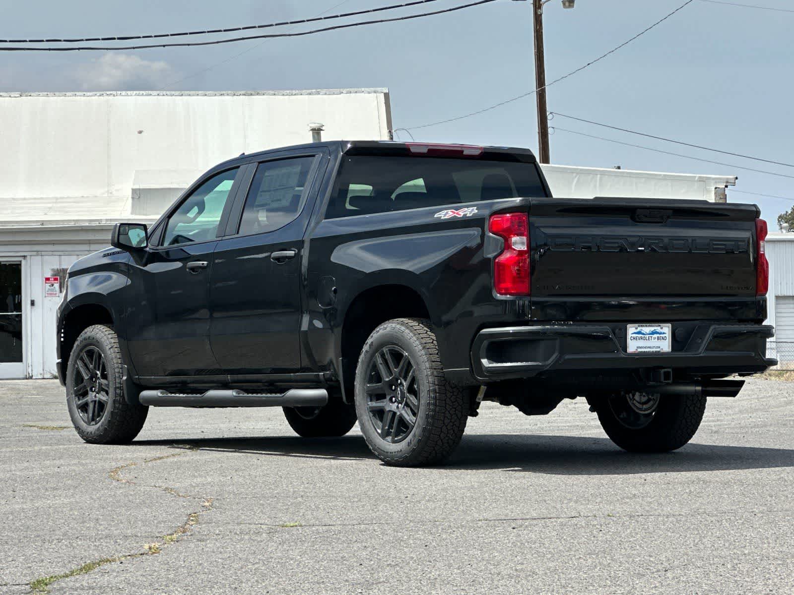 Thumbnail: 2026 Chevrolet Silverado 1500 - 6