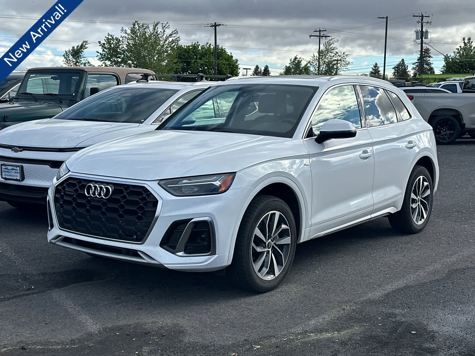 Thumbnail: 2023 Audi Q5 - 1