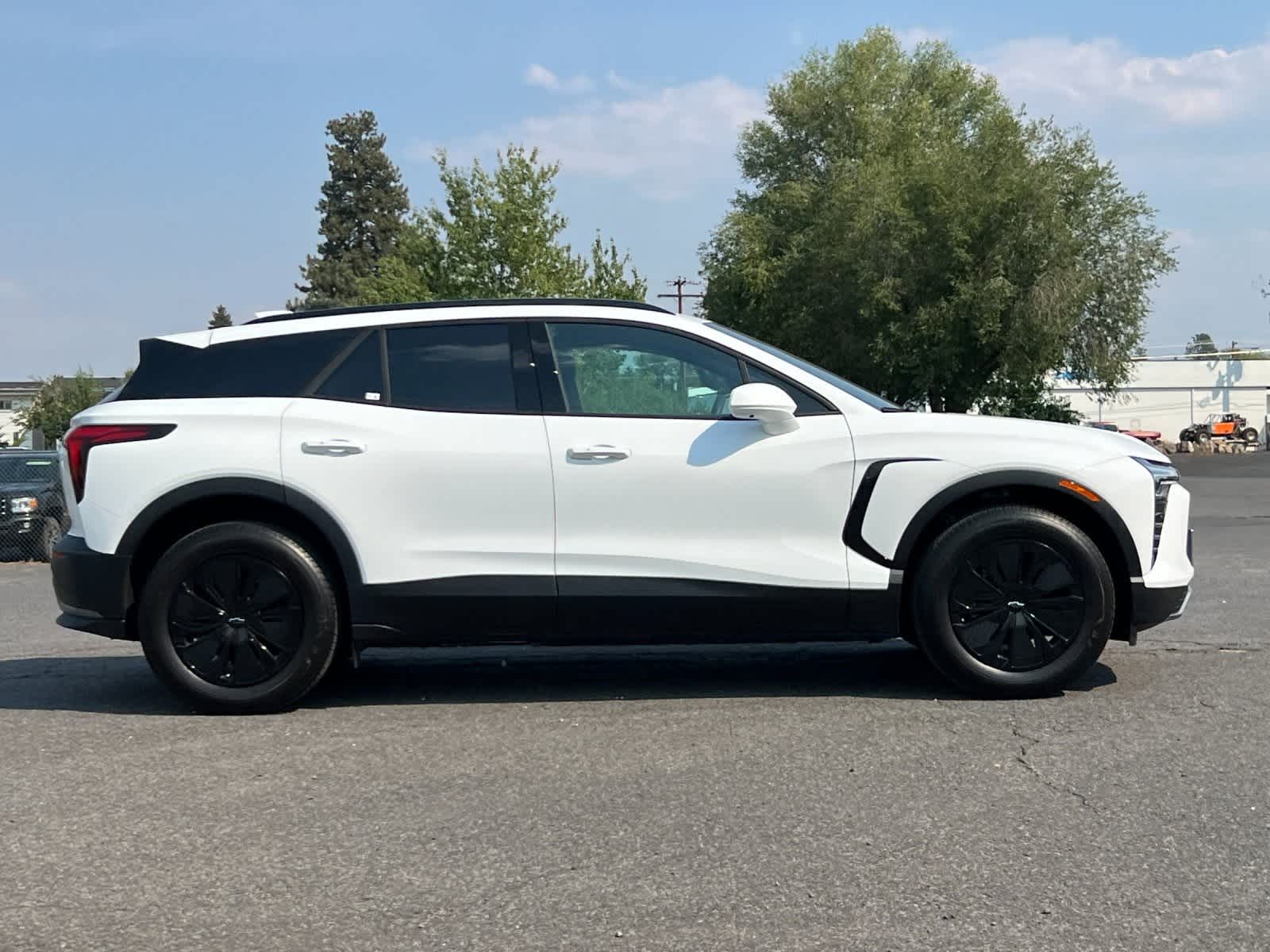 Thumbnail: 2025 Chevrolet Blazer EV - 8