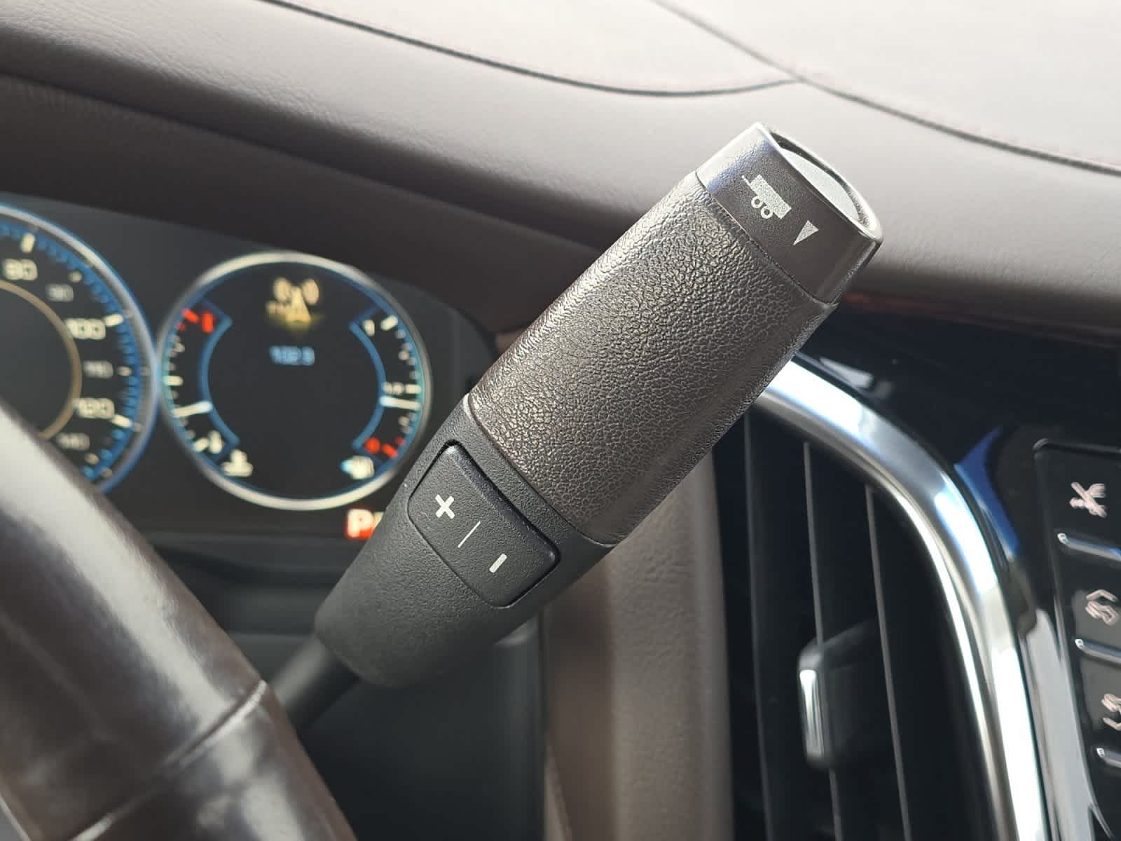 Thumbnail: 2015 Cadillac Escalade - 24