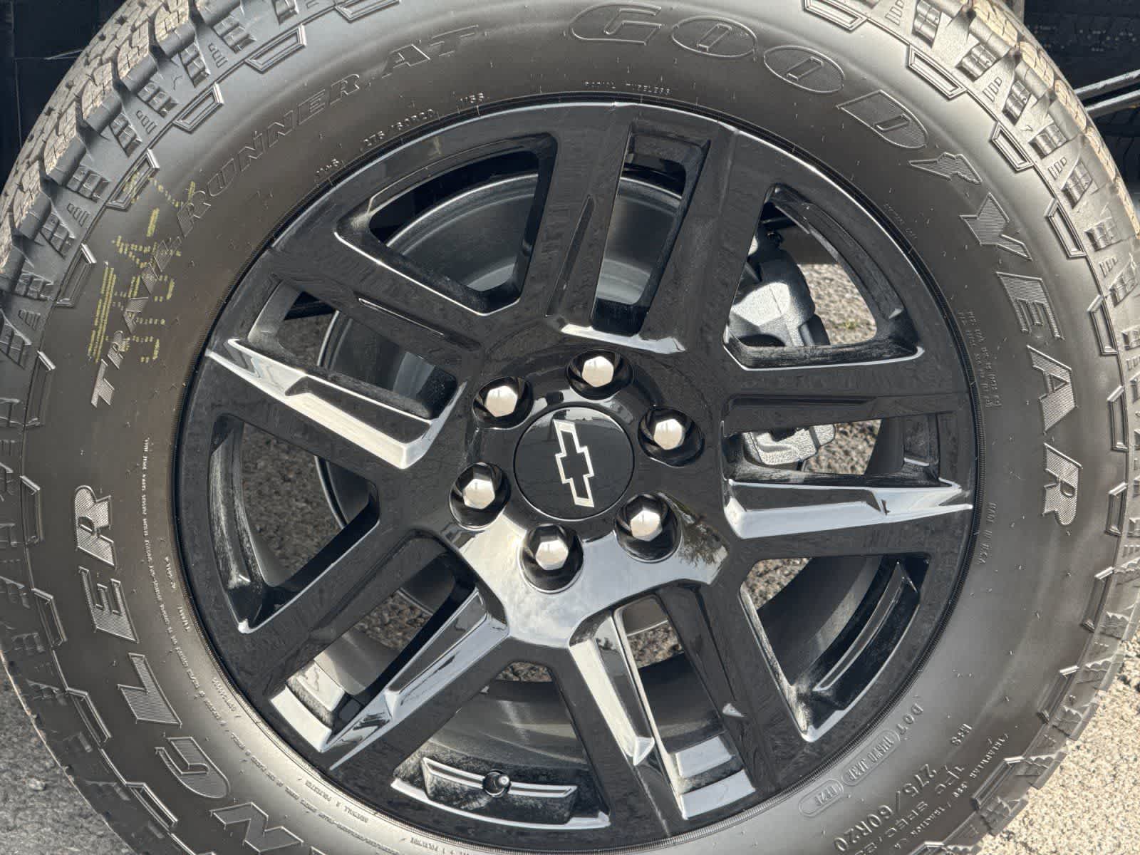 Thumbnail: 2026 Chevrolet Silverado 1500 - 25
