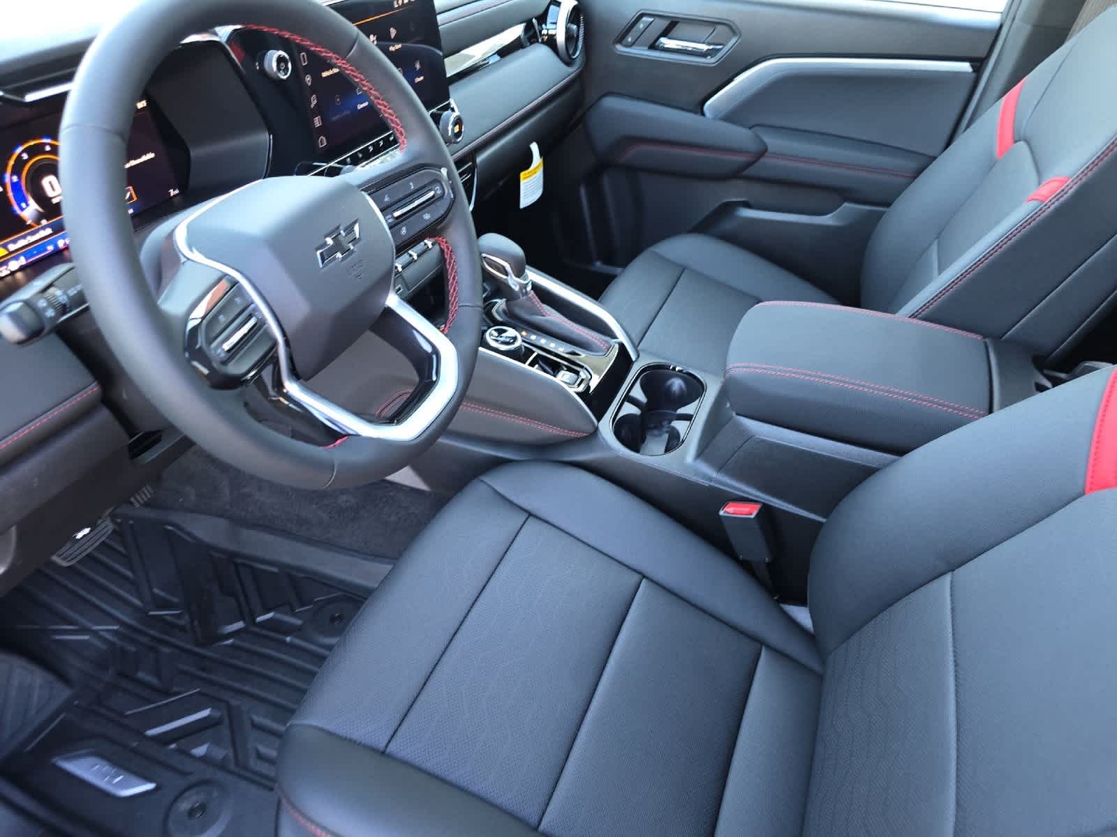 Thumbnail: 2026 Chevrolet Colorado - 11