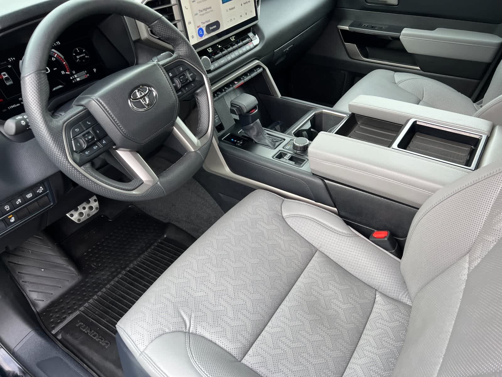 Thumbnail: 2025 Toyota Tundra - 11