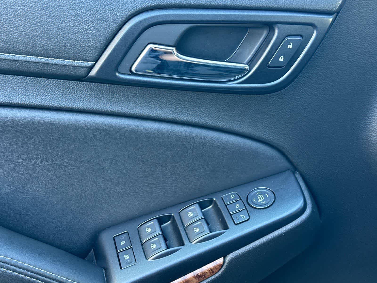 Thumbnail: 2018 Chevrolet Tahoe - 13