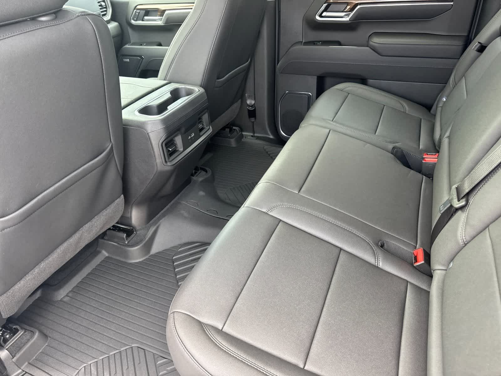 Thumbnail: 2026 Chevrolet Silverado 1500 - 4