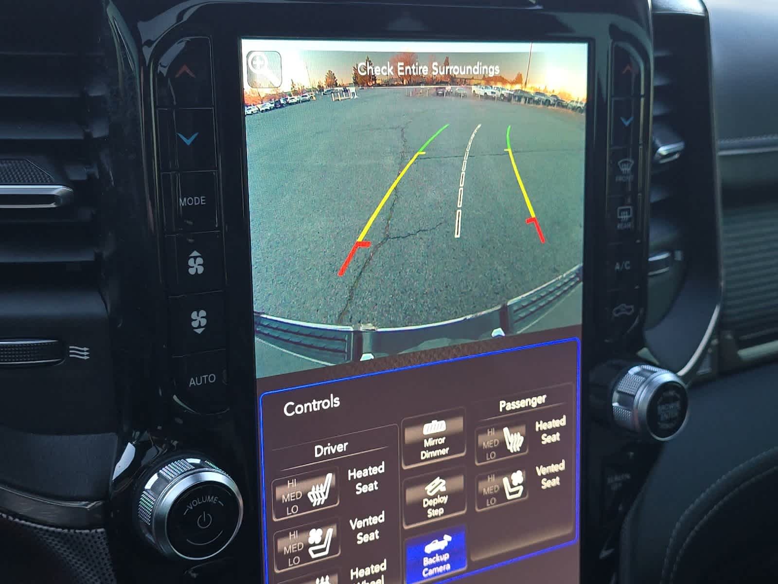 Thumbnail: 2019 RAM 1500 - 19