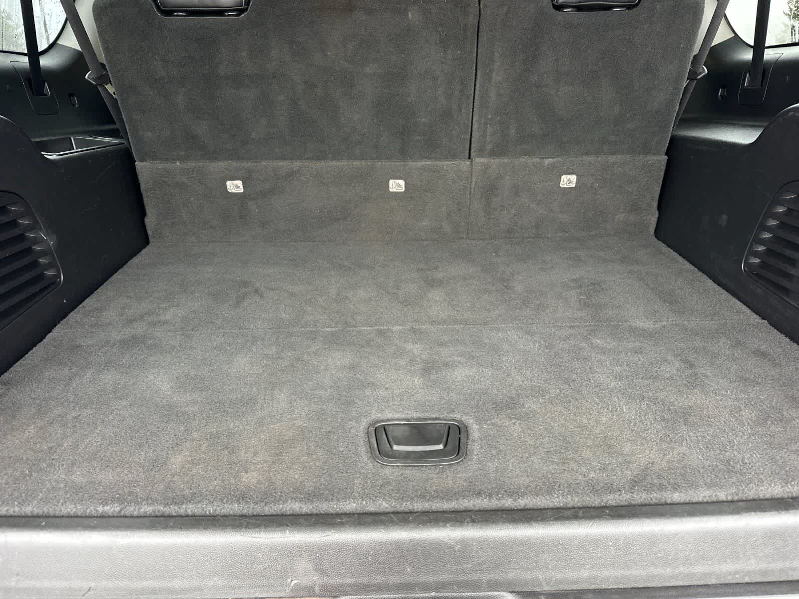 Thumbnail: 2018 Chevrolet Suburban - 16