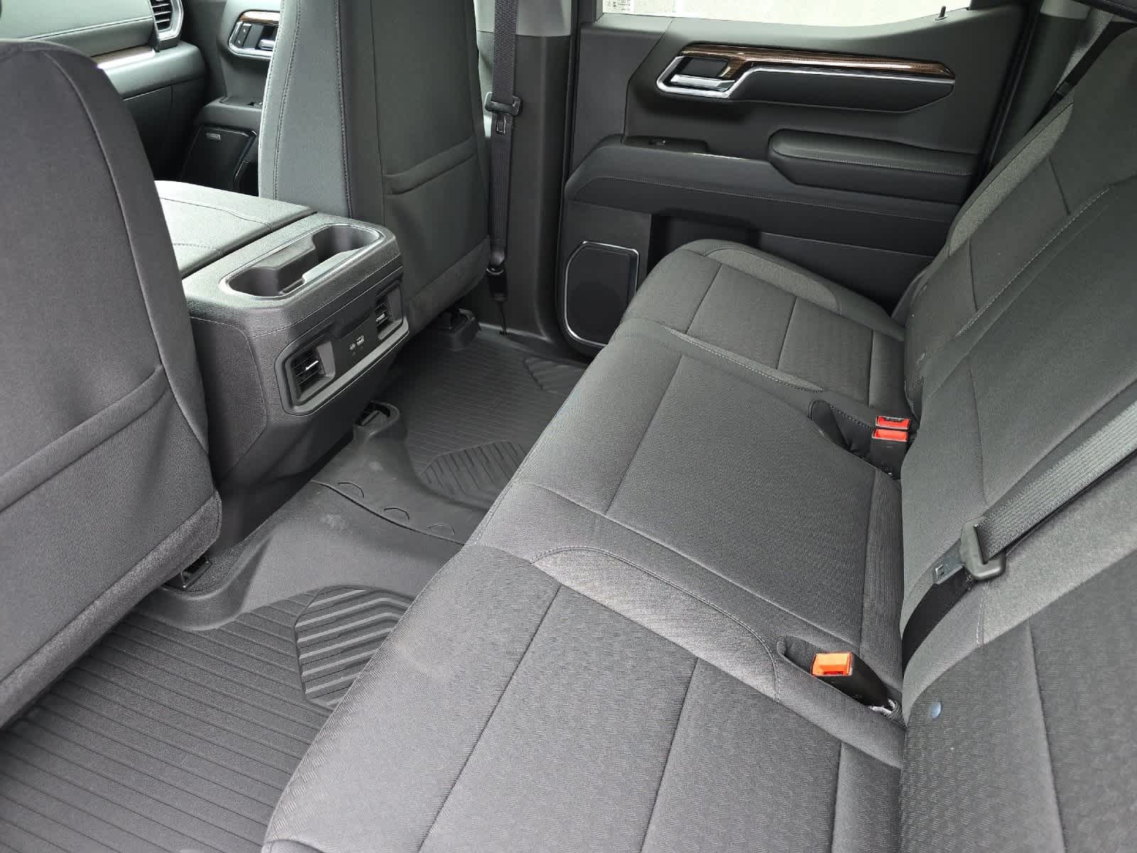 Thumbnail: 2026 Chevrolet Silverado 1500 - 4