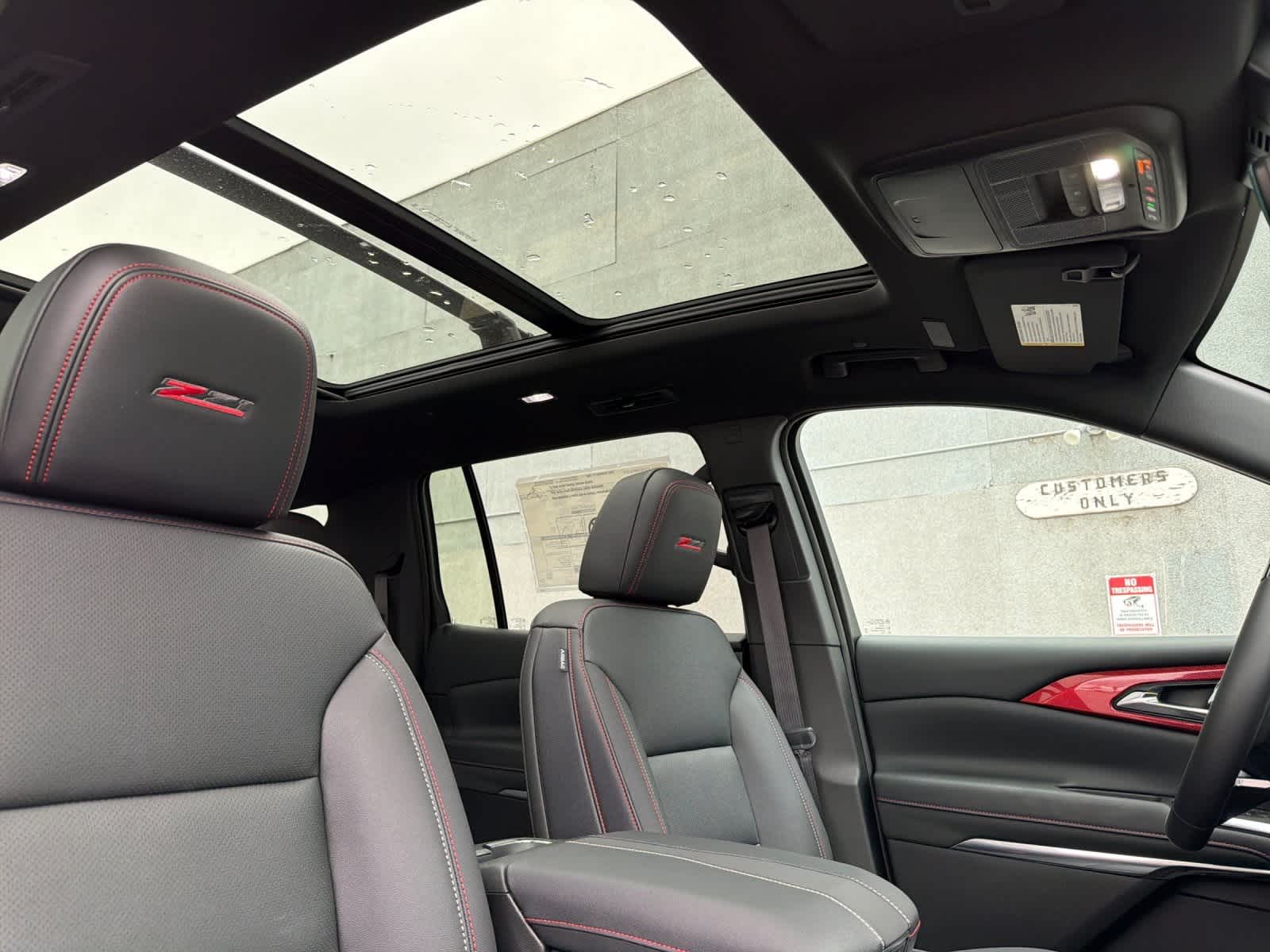 Thumbnail: 2026 Chevrolet Traverse - 18