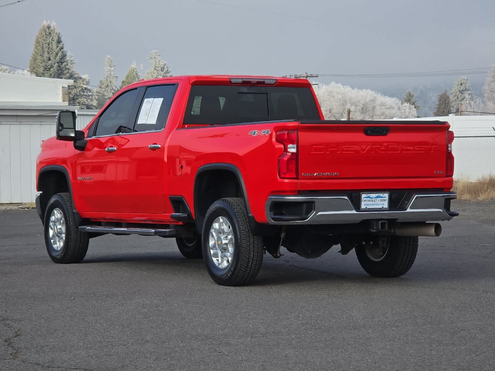 Thumbnail: 2022 Chevrolet Silverado 3500 - 6